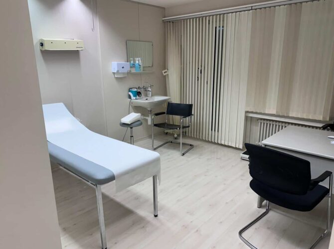 Behandlungsraum Duebendorf